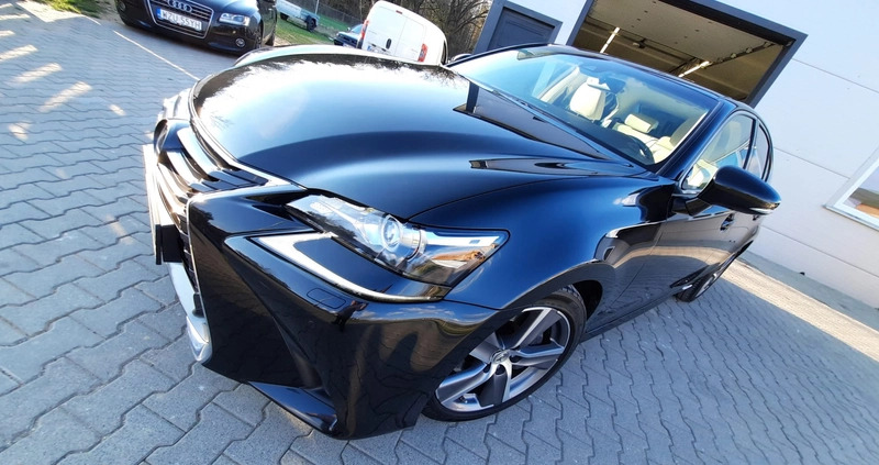 Lexus GS cena 120000 przebieg: 135000, rok produkcji 2017 z Mława małe 232